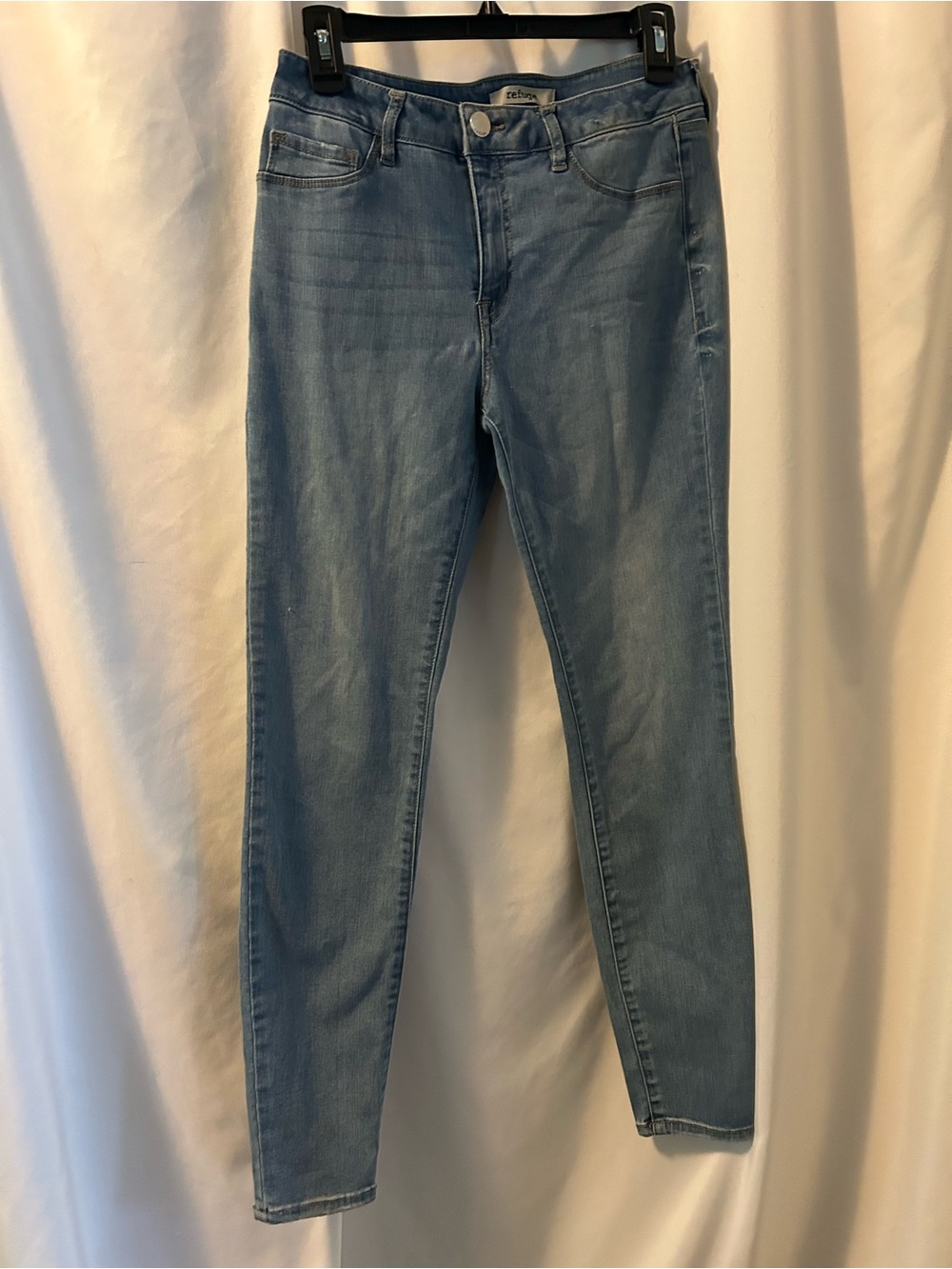 Light Wash High-Rise Skinny Jeans